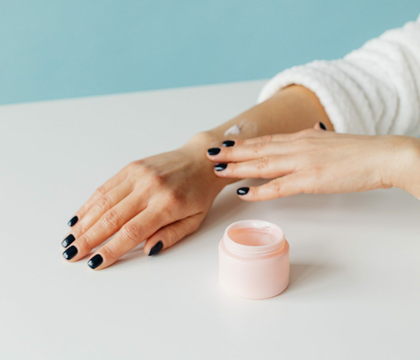 How to Keep Your Hands Looking Fresh and Youthful