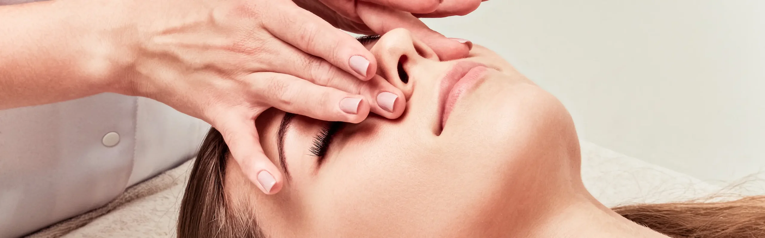 classic facial banner